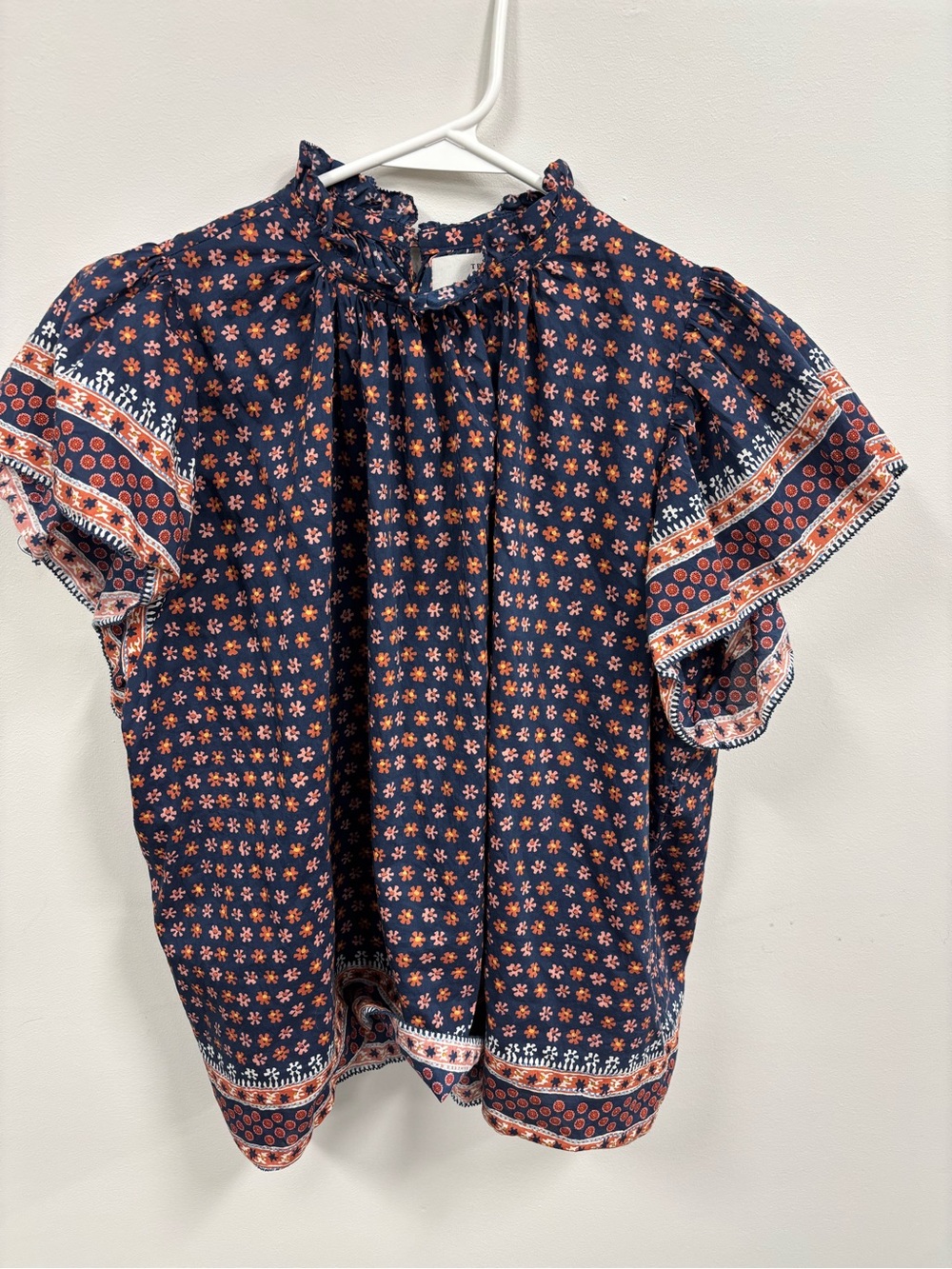 Trovata 30% Silk and 70% Cotton Navy Floral Oversized Small Blouse
